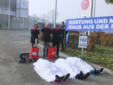 Foto: Jörg Matheisen Protest AIRTEC Messe Nord
